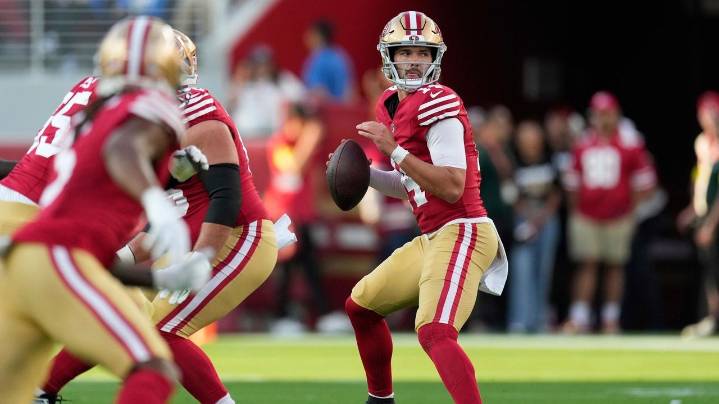 Jaguars sign quarterback Carter Bradley, the son of one of their former head coaches