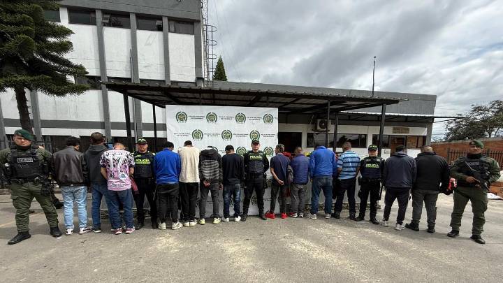 La persecución policial de película que terminó con la captura de 13 presuntos criminales que intentaron robar una bodega en Fontibón