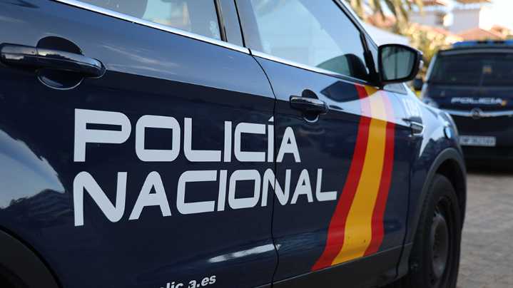 Detienen en Granada a un hombre con 65 antecedentes por robar una furgoneta que conducía sin carné