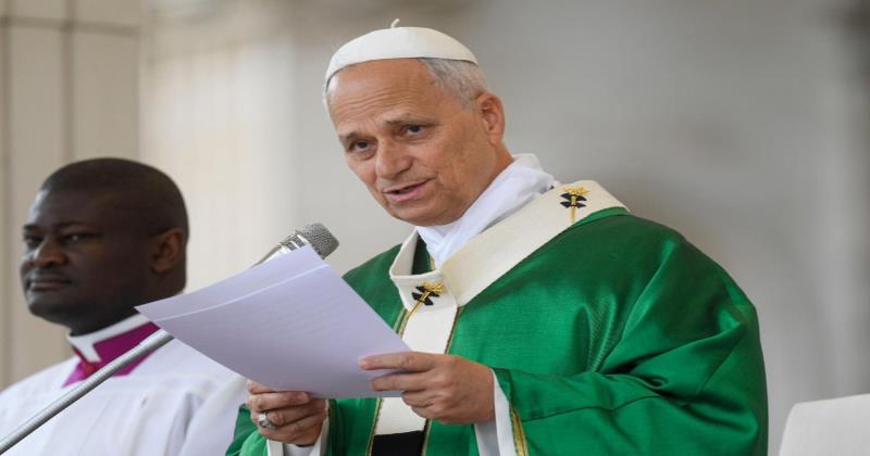 Pope Leo XIV Urges World Leaders to Secure Israel-Hamas Peace Amid Global Concerns