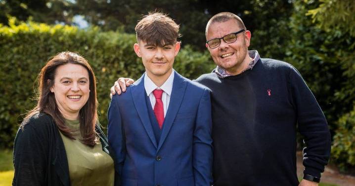 'I can't even describe how it feels like to watch your brother die'