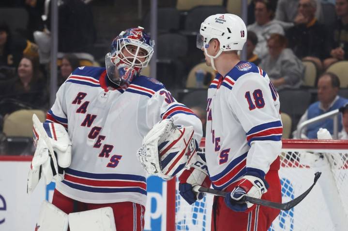 Deadspin | Rangers, Capitals set to clash after bouncing back from debut losses