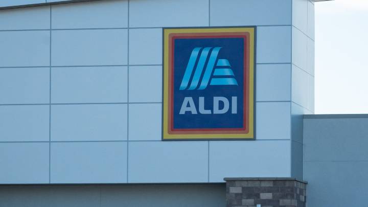 Aldi Thanksgiving dinner is $40 and serves 10. See what's in it this year