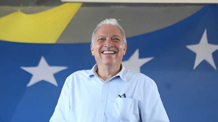 “Que el ejemplo de nuestros dos santos nos inspiren”