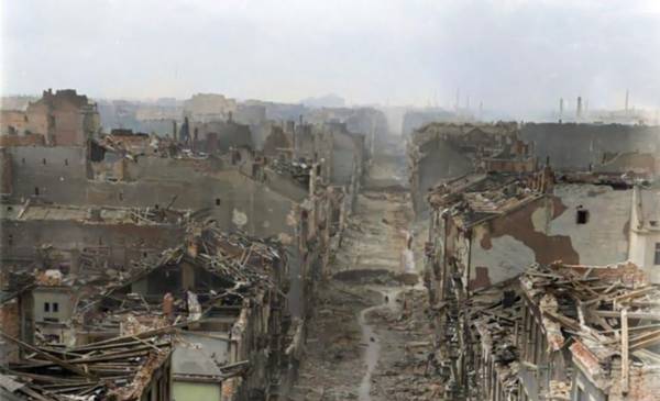 Las ruinas de Varsovia y el fin del Alzamiento: la insurrección que desafió a los nazis y conmovió al mundo