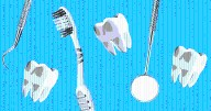 3 Things to Always Look for in a Toothbrush, According to Dentists
