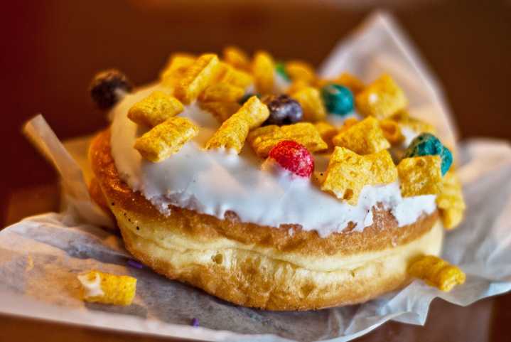 When is Voodoo Doughnut from Portland opening in NYC?