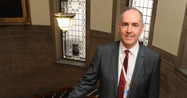Former South Ayrshire schools boss quits Glasgow City Council role over text row