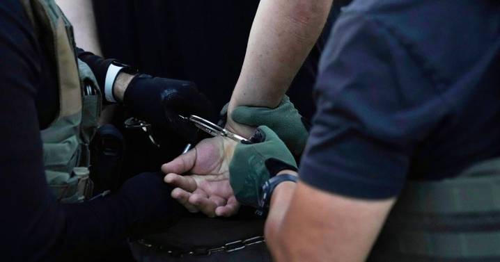 Ciudadano estadounidense presenta demanda tras ser arrestado dos veces por autoridades migratorias