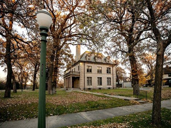 Central Minnesota priest accused of abusing woman