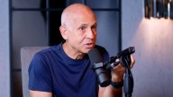 Daniel Amen, psiquiatra, da las cinco preguntas para frenar los pensamientos negativos: "Necesitas repetir el proceso una y otra vez"