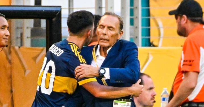 Funeral de DT de Boca Juniors podría realizarse en un estadio de futbol