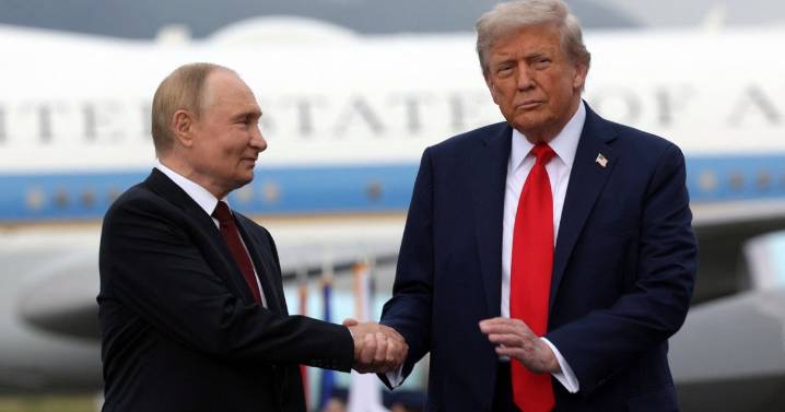 Trump To Hold Putin Summit In Budapest – The City Where Russia Promised Not To Invade Ukraine