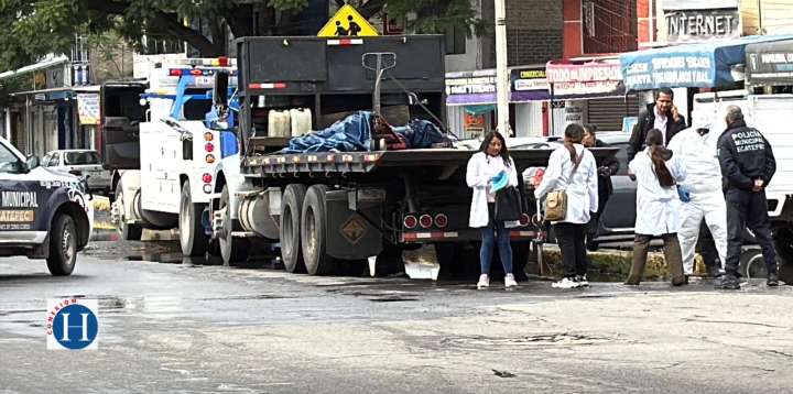 Mueren dos niños atropellados por grúa en Ecatepec