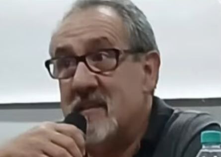 Guillermo Pérez Crespo en Fénix: “La verdadera causa de la precarización no son los derechos laborales, sino la falta de control estatal”