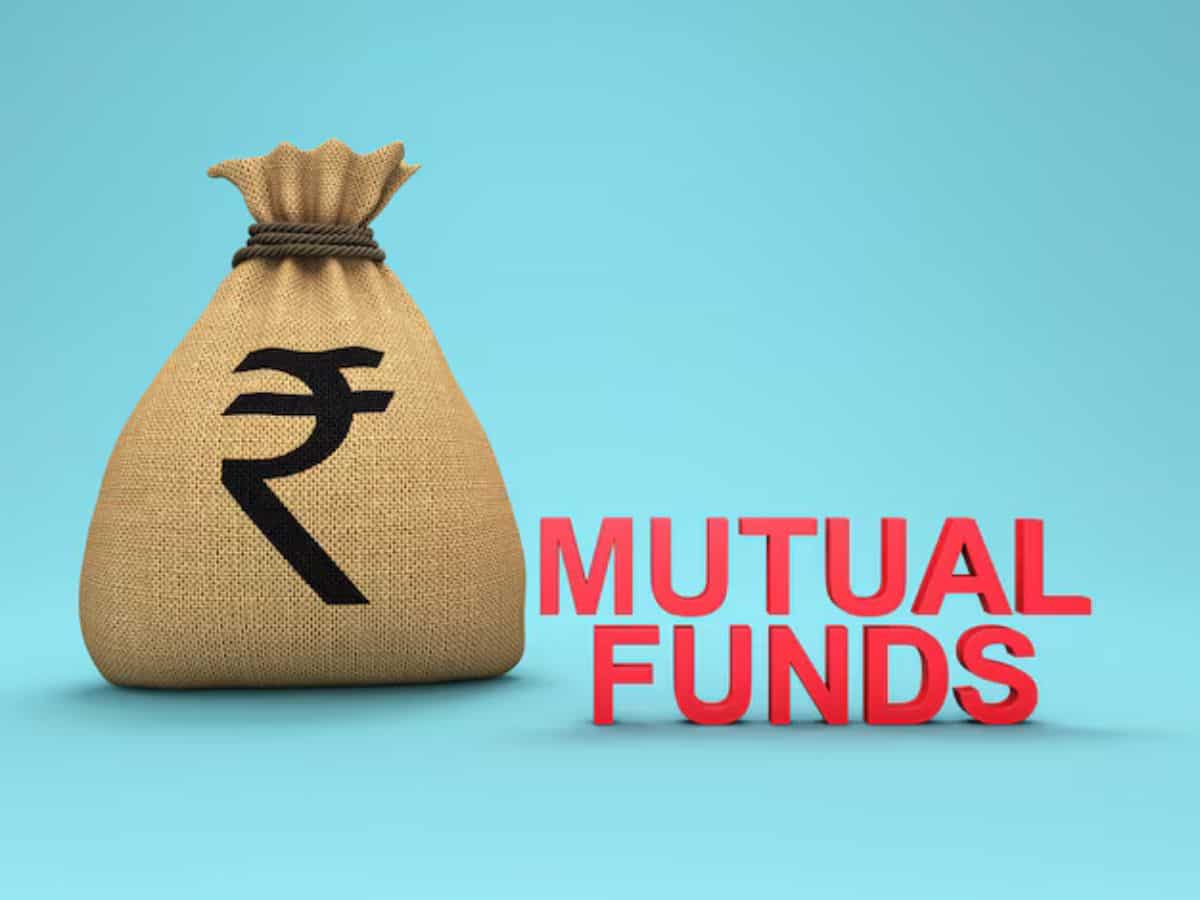 AMFI Data: Inflows into active equity mutual funds decline by 9% in September 2025