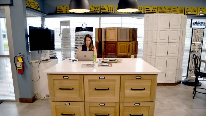 As US wood tariffs kick in, kitchen cabinet companies look for a silver lining