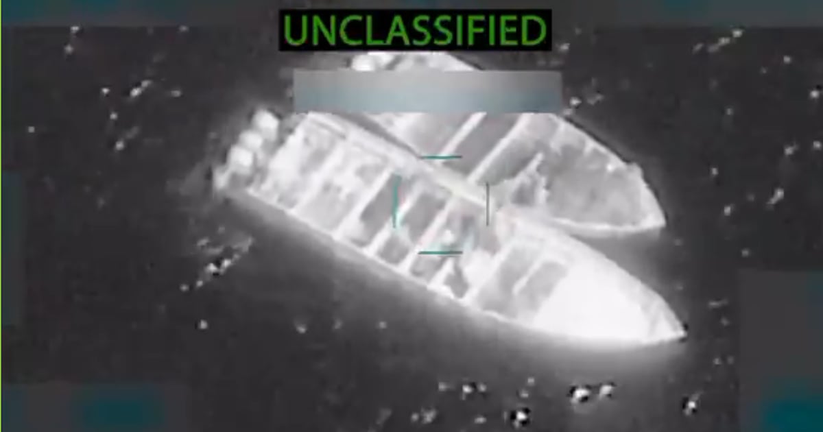 EU ataca buque y mueren 14 ‘narcotraficantes’; México coordina rescate de un sobreviviente