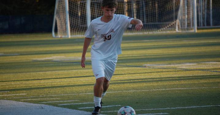 Buzzer Beaten!: Smith returns, Bucchiere's late goal lifts Newburyport over Georgetown