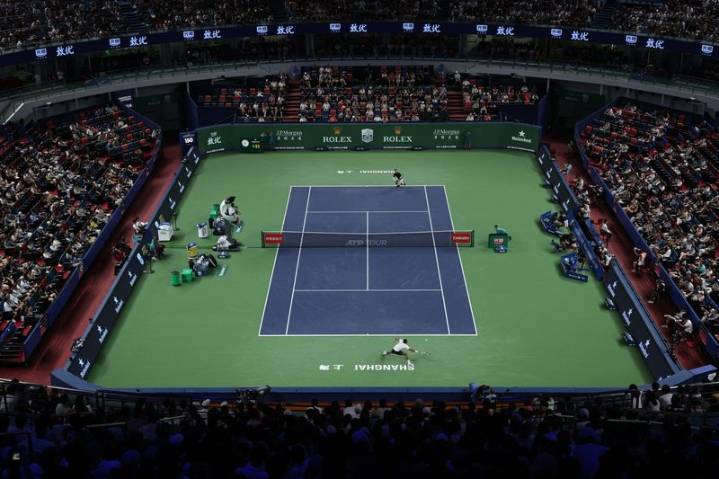 Tennis-Musetti irked by coughing Shanghai fans after Beijing apology