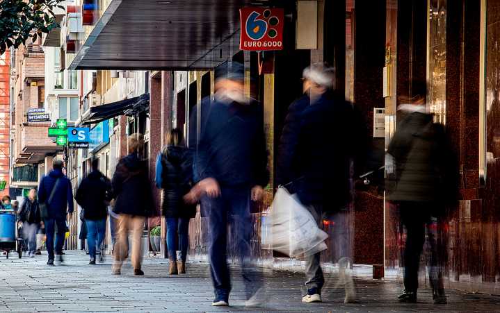 El ahorro en planes de pensiones sube con menos partícipes