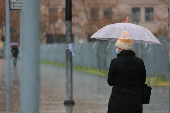 ¿Otra vez? Se aproxima sistema frontal: anuncian lluvias de hasta 35 mm para una zona del país
