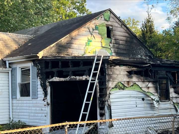 Crews battle fire on Culverson Avenue in Evansville