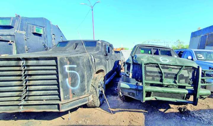 Autoridades destruyen vehículos denominados “monstruos”