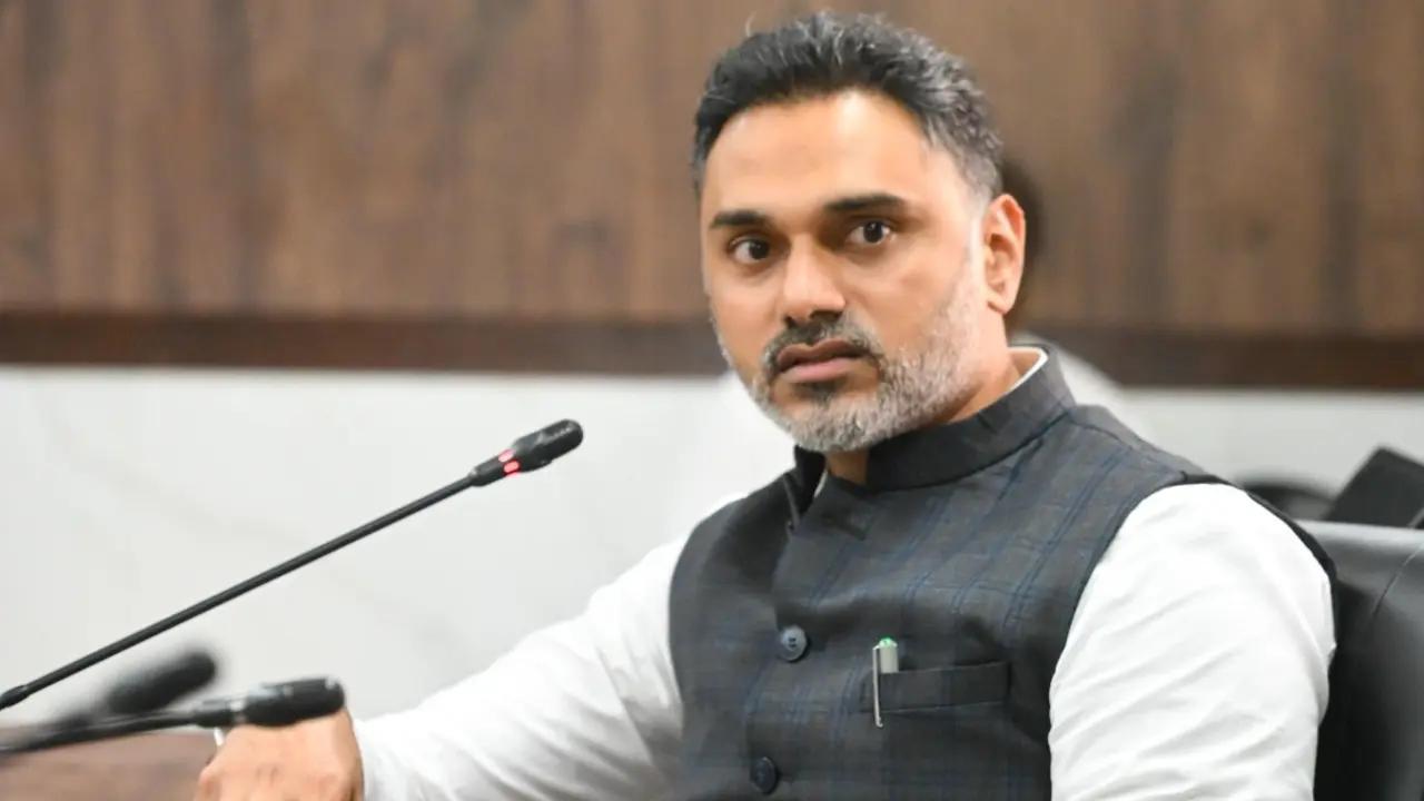 Shiv Sena (UBT) demands action against Maharashtra Minister Yogesh Kadam