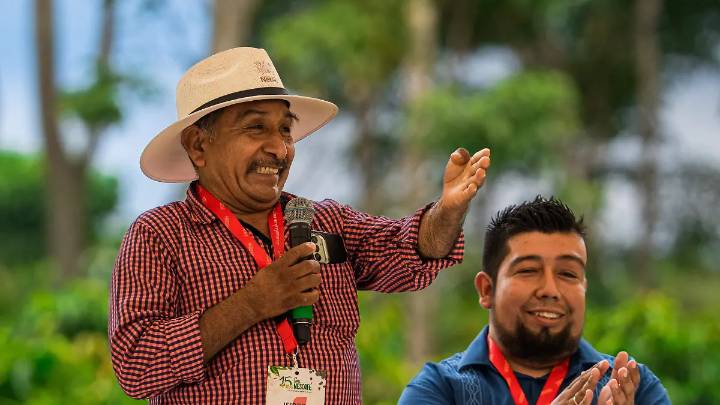 Nestlé celebra 15 años de Plan NESCAFÉ en México con productores cafetaleros