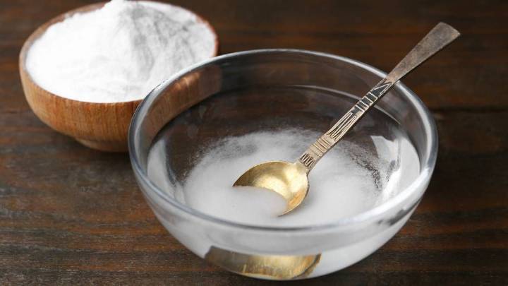 ¿Para qué sirve y cómo usar la mezcla de bicarbonato de sodio y agua oxigenada?