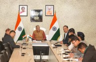 LG Kavinder asks taxi operators to install Vehicle Tracking Devices as mandated by MoRTH