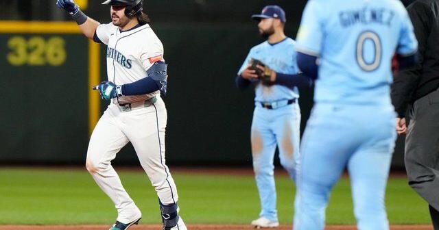 'I'm torn': Seattle Kraken's Canadian contingent having allegiances tested in ALCS