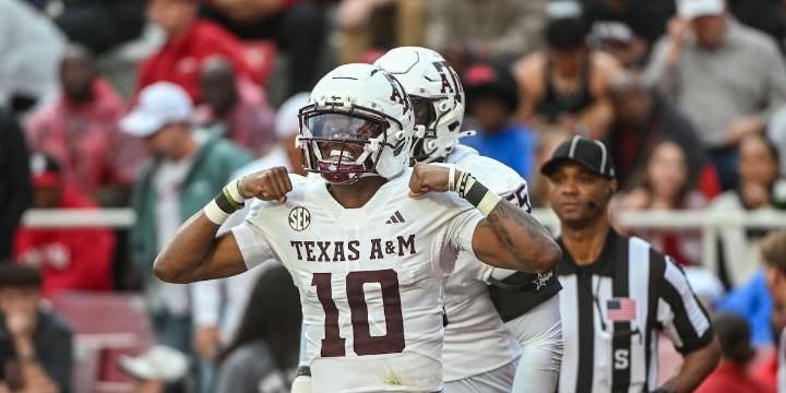 Game Rundown: No. 4 Texas A&M moves to 7-0 with win at Arkansas