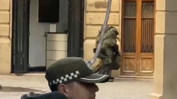 Encontraron dinamita vencida en bóveda de la Bolsa de Santiago