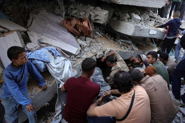 Nearly 10k Palestinians Reported Missing by Families in Gaza, Officials Say