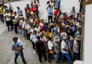 “Estas son las consecuencias de negociar con narcos”: las duras críticas de Rendón a Petro tras visitar a 2.100 desplazados en Briceño