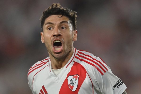Preocupación en River: Montiel sufrió una molestia en la rodilla y encendió las alarmas