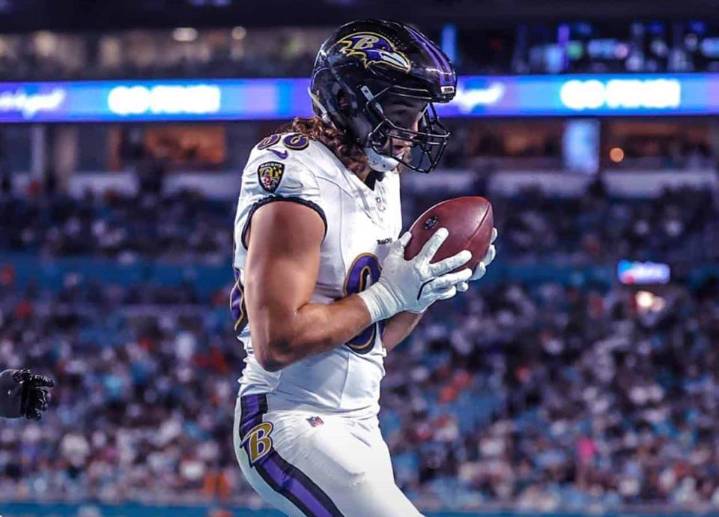 Se imponen Cuervos a Miami