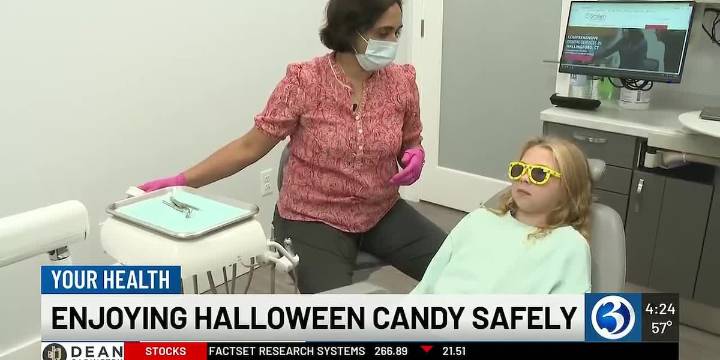Dentists share smart tips for enjoying Halloween candy safely