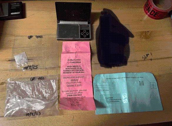 2 facing charges after attempting to pay water bill with meth, forged check