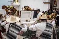 Fieles se unen para despedir al arzobispo Francisco Moreno Barrón