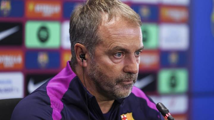 Hansi Flick siembra dudas sobre la presencia de Lamine Yamal en el Clásico: "No está bien..."