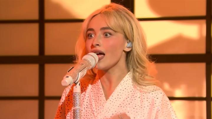 ‘Saturday Night Live’: Sabrina Carpenter Sings F
