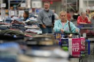Trump da la inflación por “derrotada” y la Fed ha bajado tasas, pero los precios siguen altos