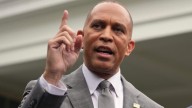 Jeffries: Trump hasn’t given Johnson ‘permission’ to meet over shutdown