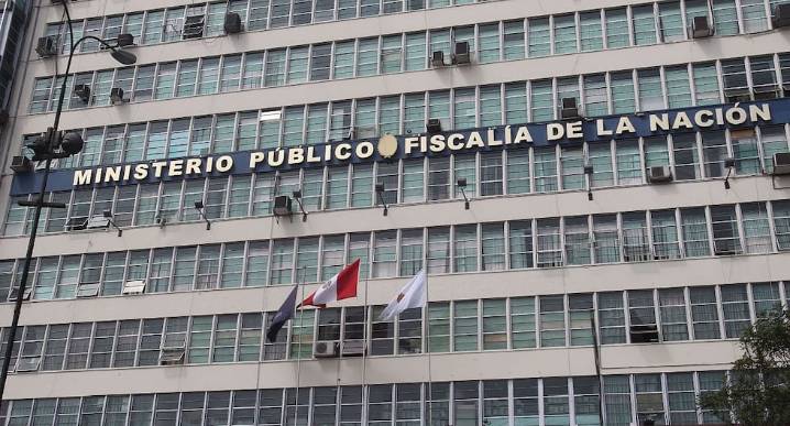 Fiscalía solicita prisión preventiva por 9 meses contra investigados por crimen de madre e hija en SJL