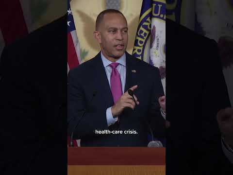 Jeffries on shutdown: Trump engaging in 'irresponsible and unserious' behavior