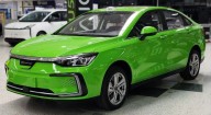 Crece matrícula de vehículos eléctricos en Bogotá, pero puntos de carga no