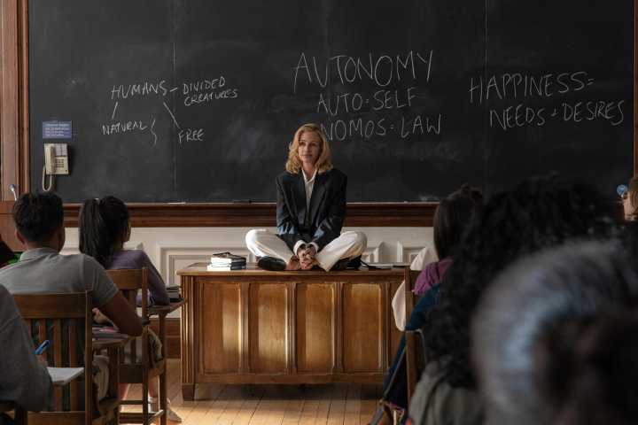 This #MeToo melodrama isn’t great, but Julia Roberts’ performance is